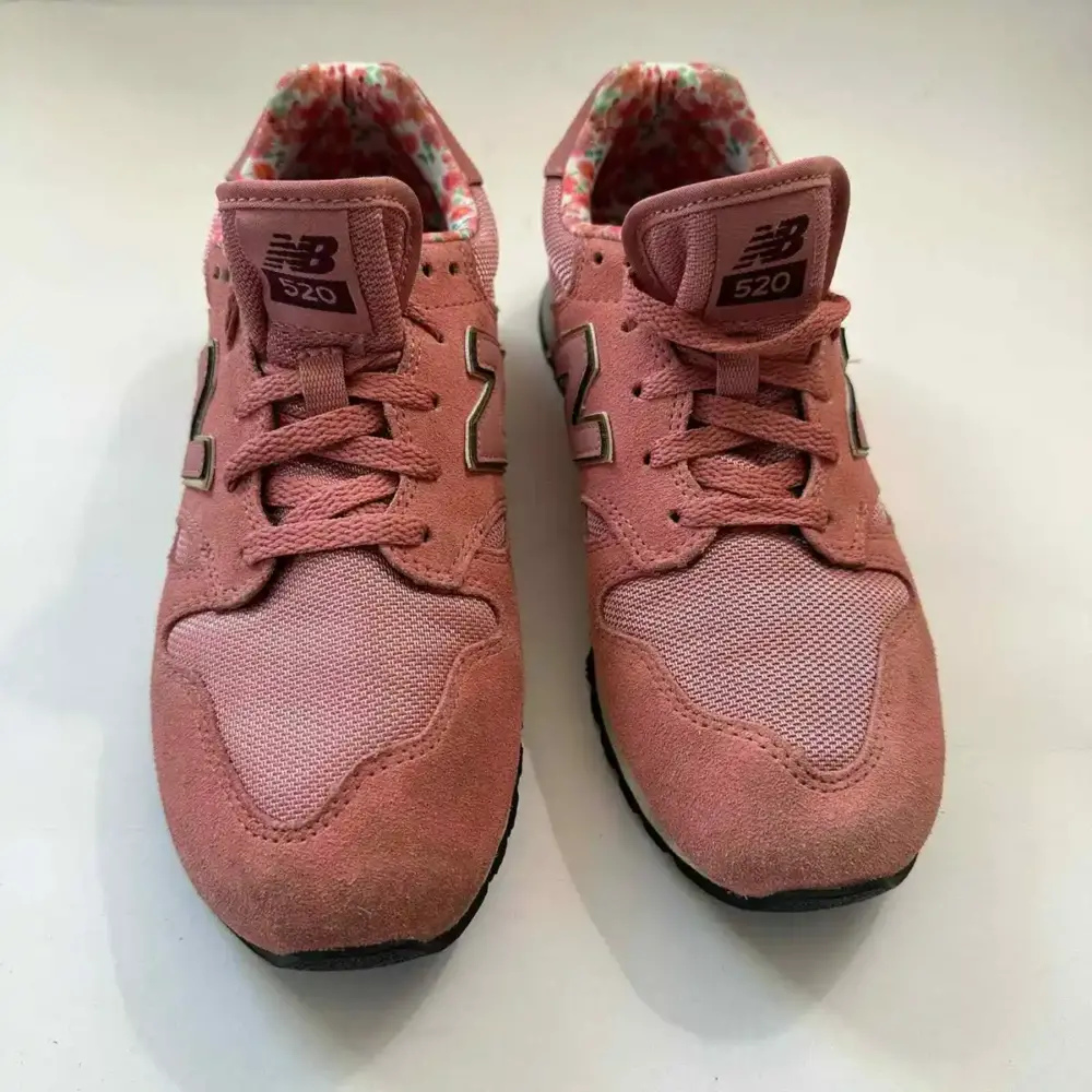 Giày New Balance 520 Series Pink WL520AA - Ảnh 4