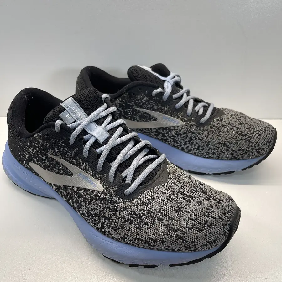 Alternative view of Giày Brooks Launch 6 'Black Blue' 1202851B-032
