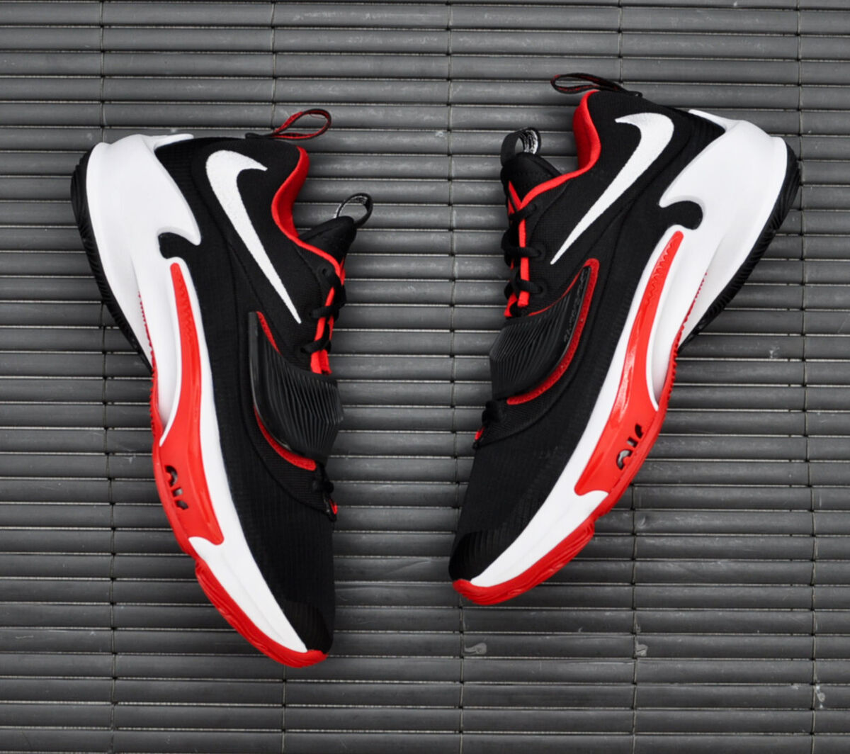 Giày Nike Zoom Freak 3 'Bred' DA0694-003 - Ảnh 2
