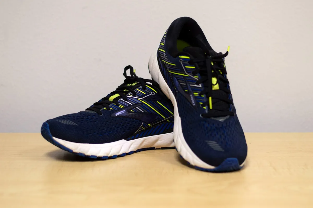 Giày Brooks Adrenaline GTS 19 Black Blue Nightlif 1102941D-069 - Ảnh 4