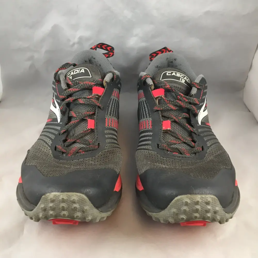 Alternative view of Giày Brooks Cascadia 13  Grey Pink 1202741B-091