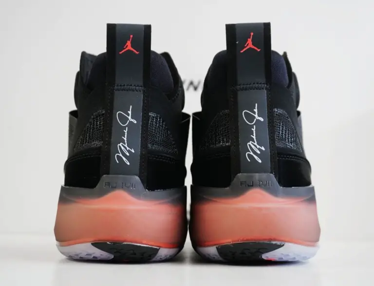 Giày Nike Air Jordan 37 ‘Black Hot Punch’ DD6958-091 - Ảnh 5
