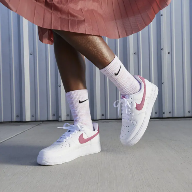 Alternative view of Giày Nike Air Force 1 Low ‘White Desert Berry’ DQ7569-101