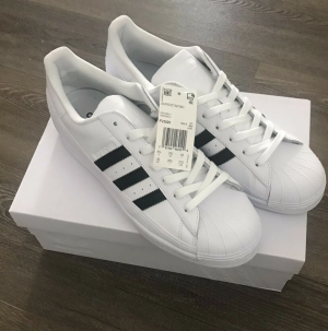 Alternative view of Giày Adidas Superstar MG 'Cloud White Black' FV3029