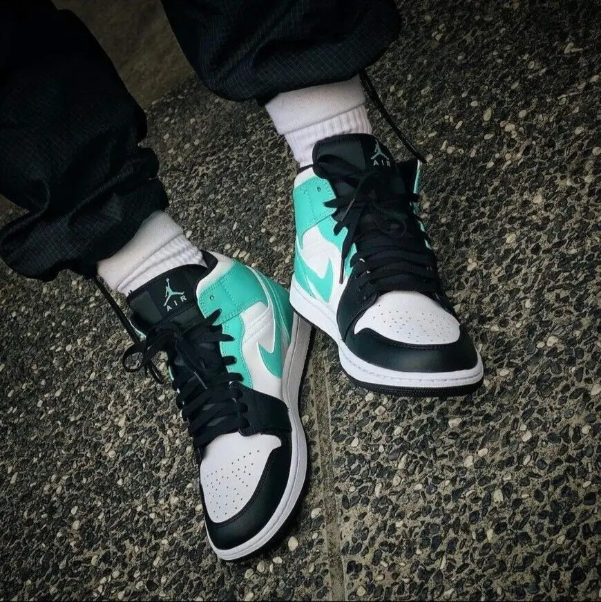 Giày Nike Air Jordan 1 Mid 'Island Green' 554724-132 - Ảnh 3