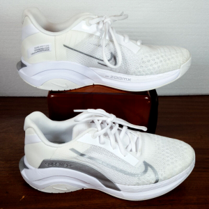Alternative view of Giày Nike ZoomX SuperRep Surge 'White Metallic Silver' CK9406-100