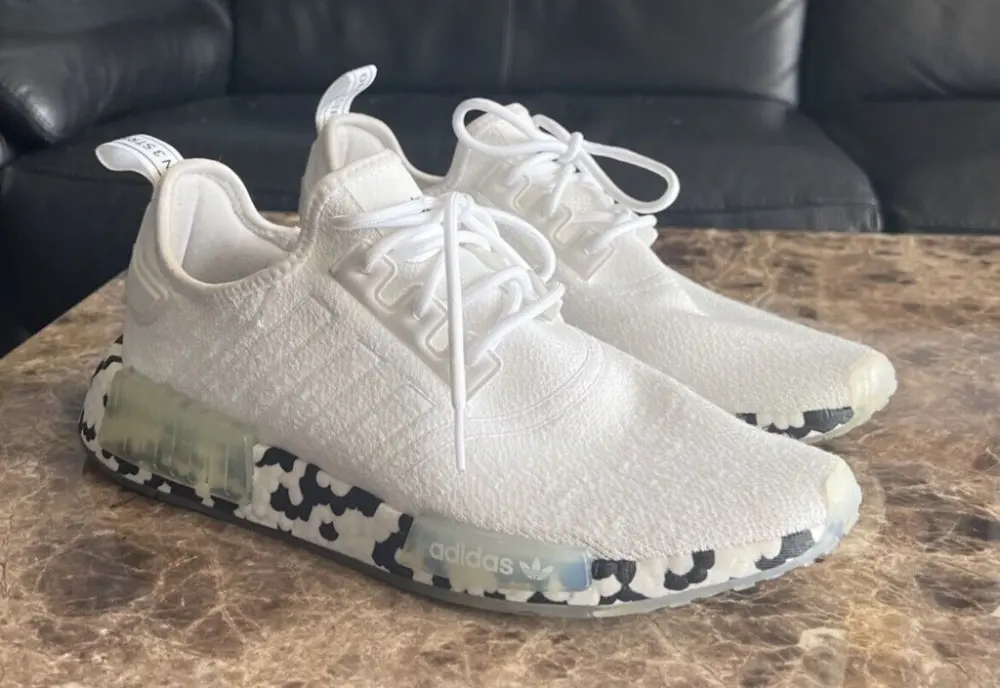 Alternative view of Giày Adidas Wmns NMD R1 'Color Splash White Active Purple' GZ7995