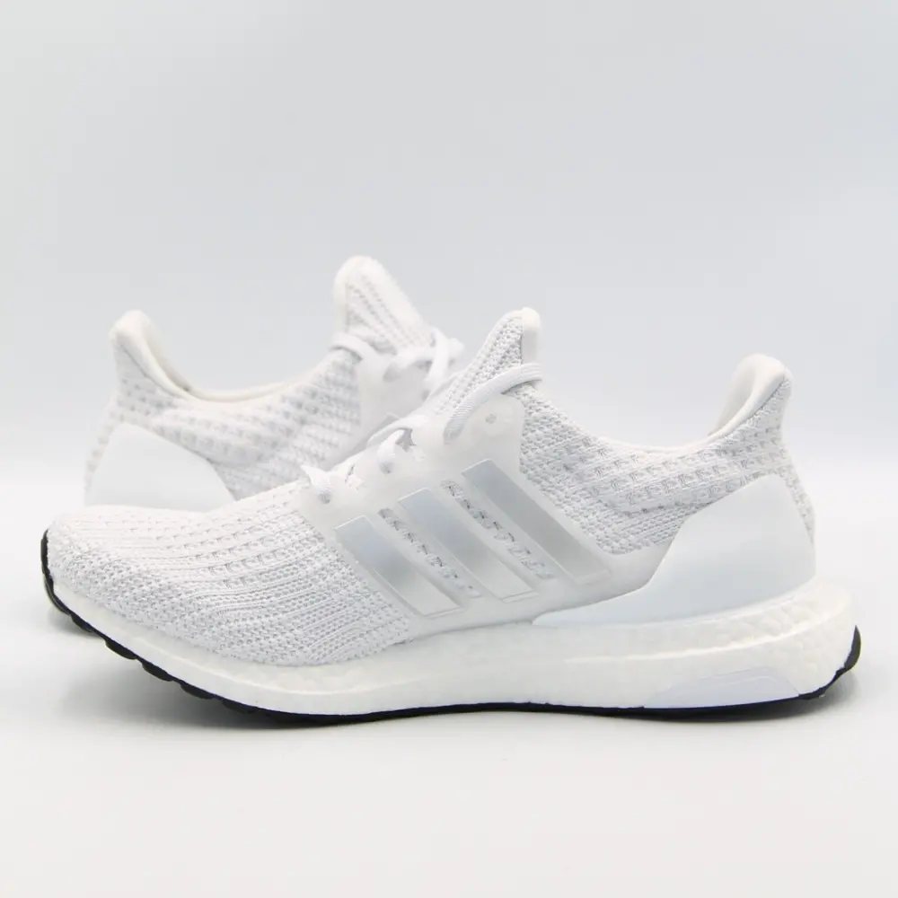 Alternative view of Giày Adidas Ultra Boost 4.0 DNA 'White Silver Metallic' FY9317
