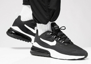 Alternative view of Giày Nike Air Max 270 React 'Black' A04971-004