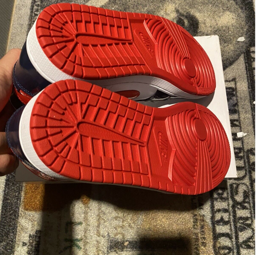 Giày Nike Wmns Air Jordan 1 Mid 'Champ Colors' DJ5984-400 - Ảnh 3