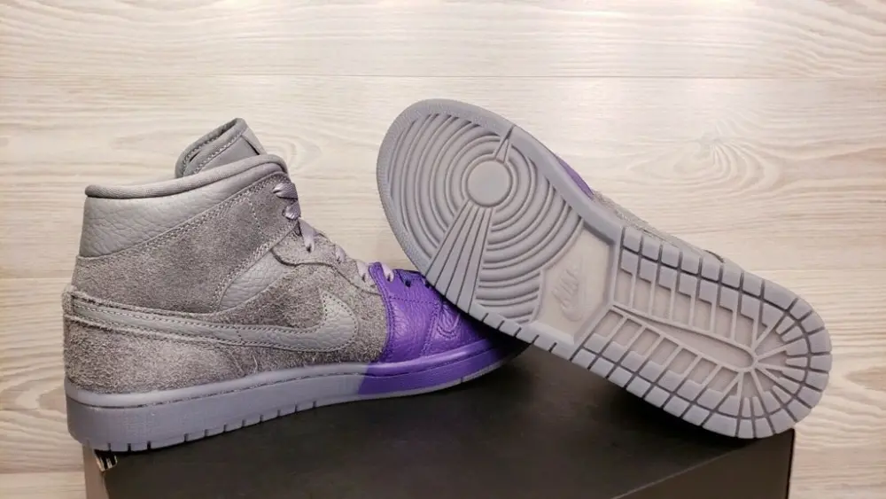 Giày Nike Sheila Rashid x Air Jordan 1 Mid 'UNITE' CW5897-005 - Ảnh 4