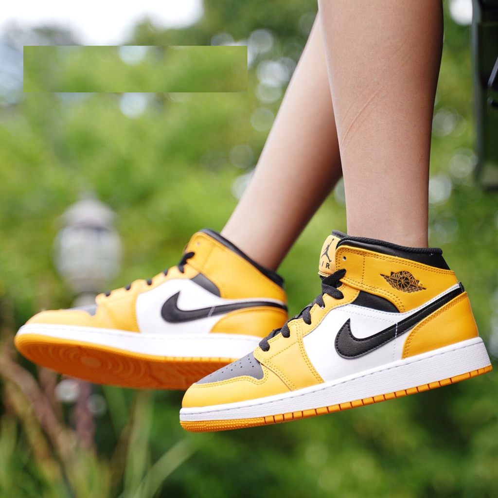 Giày Nike Air Jordan 1 Mid 'Taxi' 554724-701 - Ảnh 3