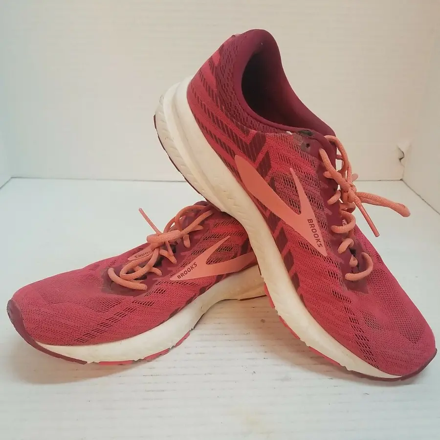 Alternative view of Giày Brooks Launch 6 'Red Coral' 1202851B-628