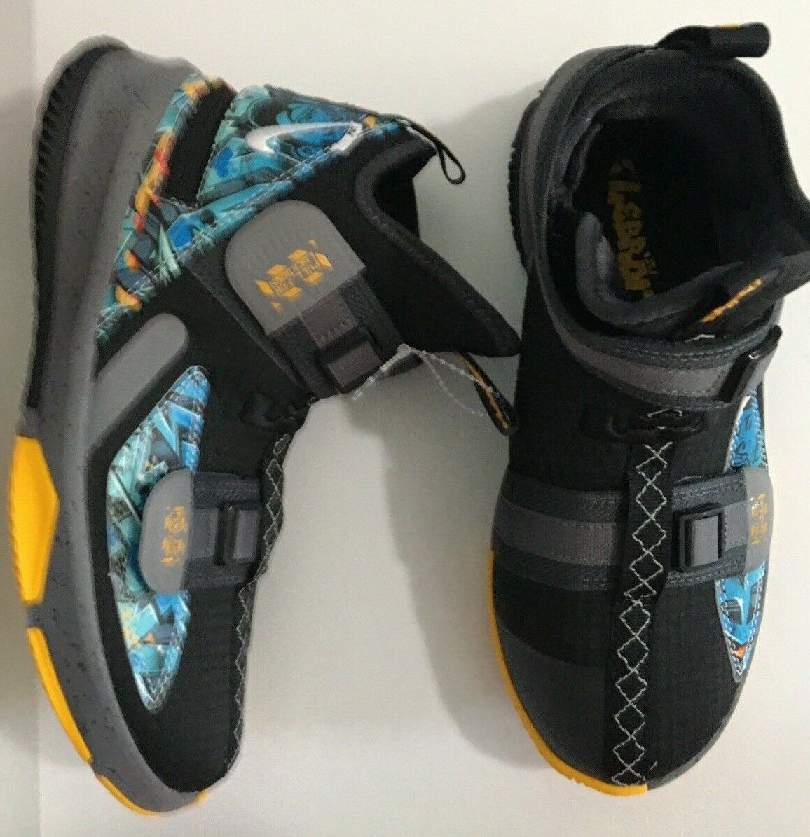 Giày Nike LeBron Soldier 13 Flyease GS 'Graffiti' CJ1317-070 - Ảnh 6
