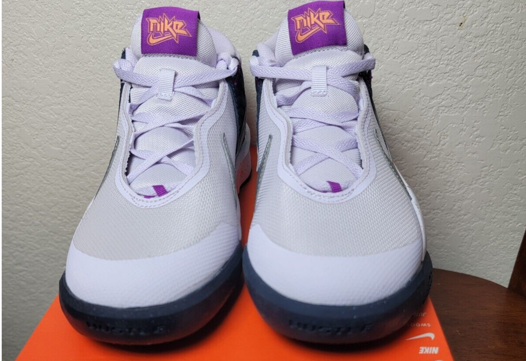 Giày Nike Team Hustle D10 'Barely Grape' DQ8375-500 - Ảnh 4