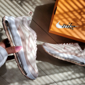Alternative view of Giày Nike Air Max AP 'Pink Oxford' CU4870-600