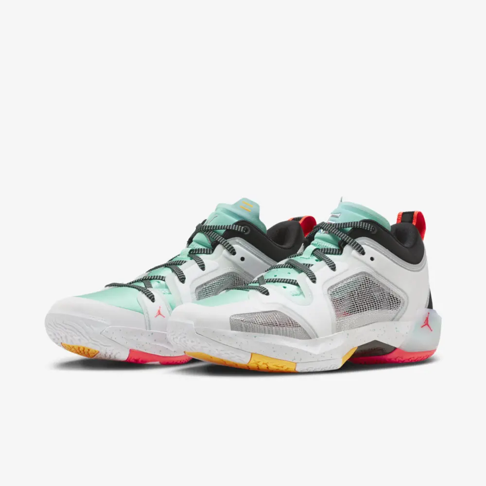 Alternative view of Giày Nike Air Jordan 37 Low x Guo Ailun ‘Island Green’ FB8486-130