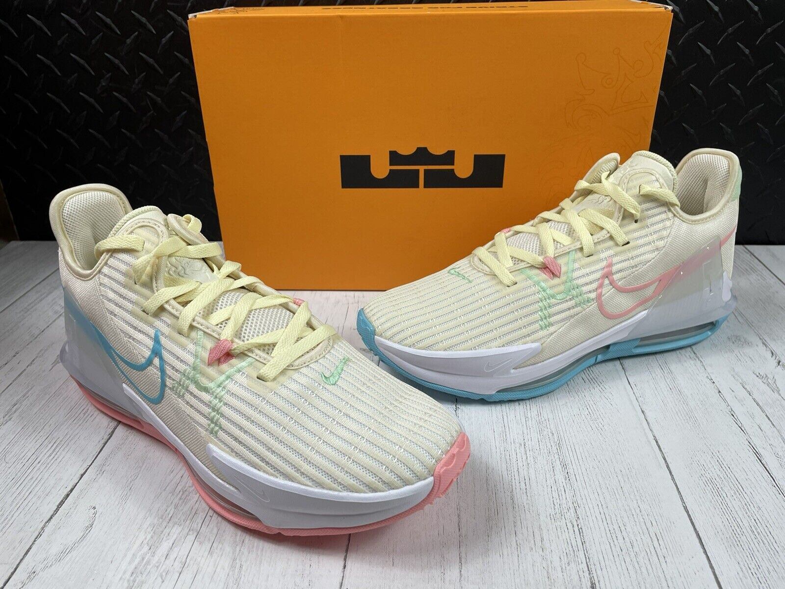 Giày Nike LeBron Witness 6 'Easter' CZ4052-103 - Ảnh 3