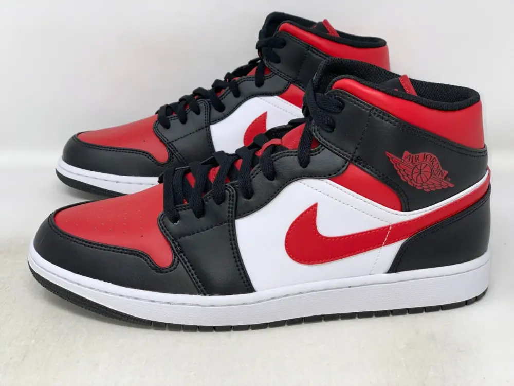Giày Nike Air Jordan 1 Mid 'Bred Toe' 554724-079 - Ảnh 4