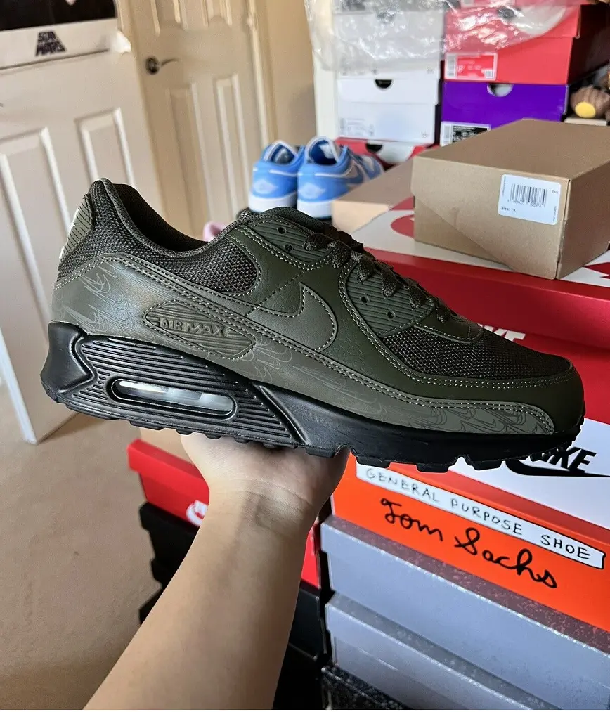 Alternative view of Giày Nike Air Max 90 'Cargo Khaki Reflective' DZ4504-300