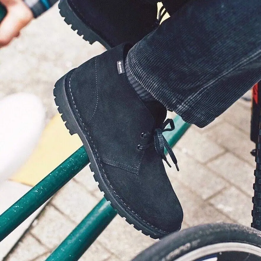 Alternative view of Giày Clarks Desert Rock 'Black Suede' 261-62705