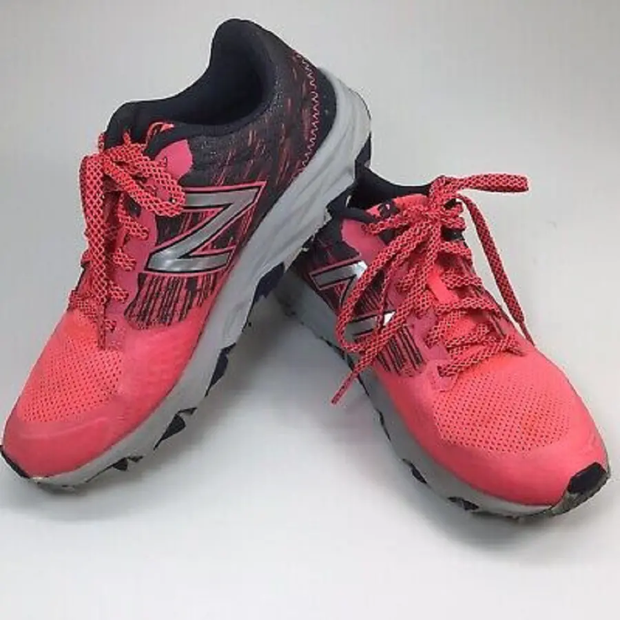 Alternative view of Giày New Balance 690v2 Trail 'Pink Grey' WT690LG2