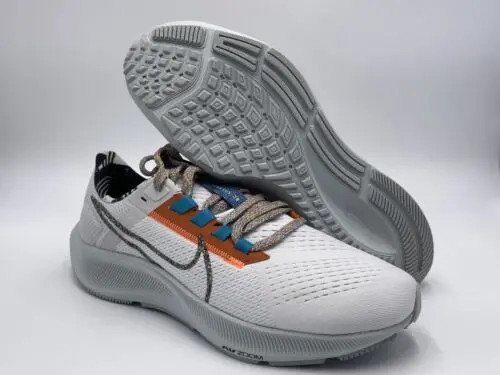 Alternative view of Giày Nike Air Zoom Pegasus 38 White Photon Dust DC4520-100