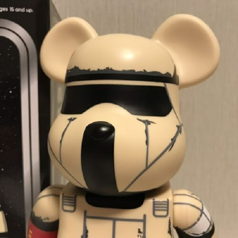 Mô Hình Bearbrick Shore Trooper 400% - Ảnh 2