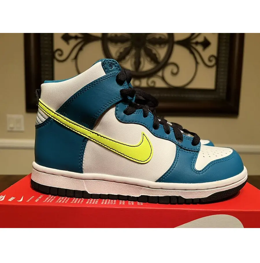 Alternative view of Giày Nike Dunk High Bright Spruce Volt GS DB2179-109