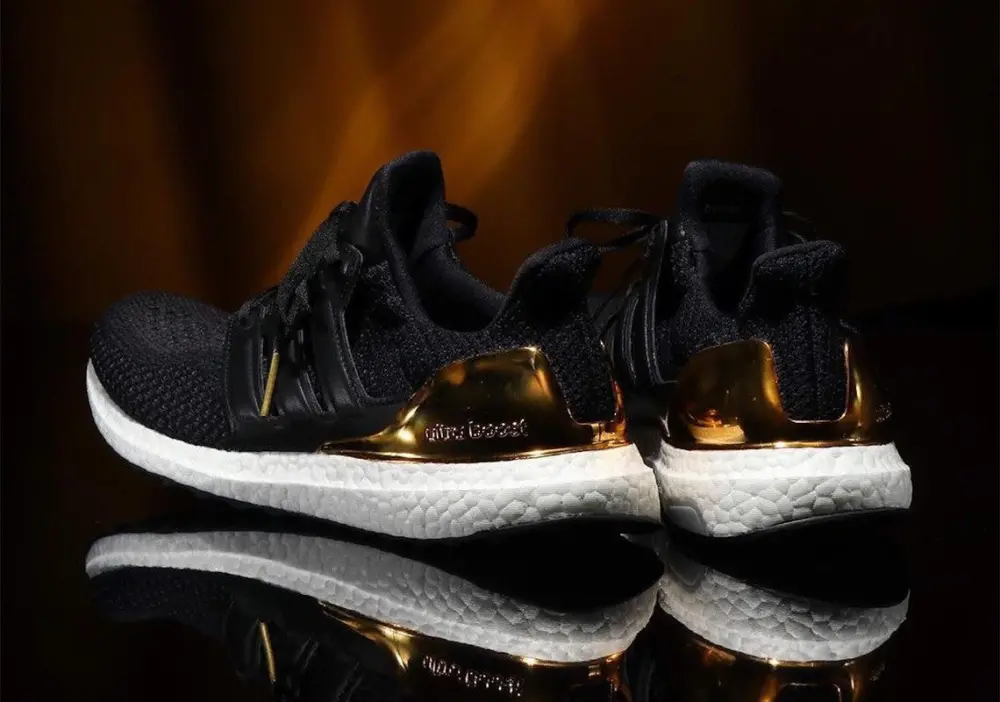 Alternative view of Giày Adidas UltraBoost 2.0 Limited 'Gold Medal' BB3929