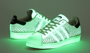 Alternative view of Giày Adidas atmos x Superstar 'G-SNK' FY5253