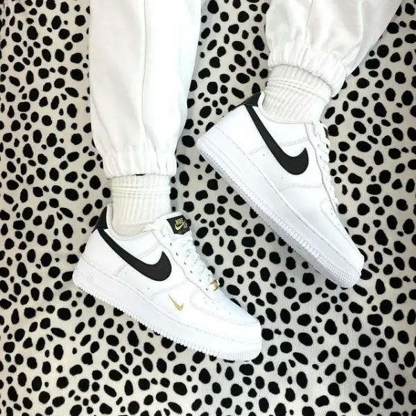 Alternative view of Giày Nike Air Force 1 '07 Essential 'White Black' CZ0270-102
