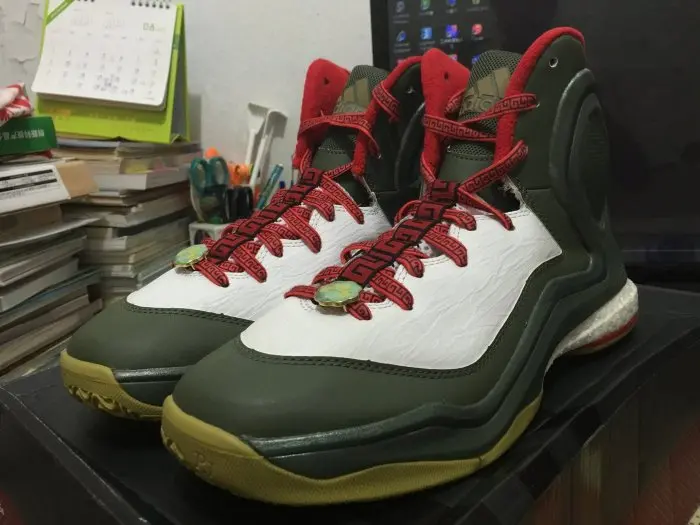 Alternative view of Giày Adidas D Rose 5 Boost 'Year of the Goat' C76493