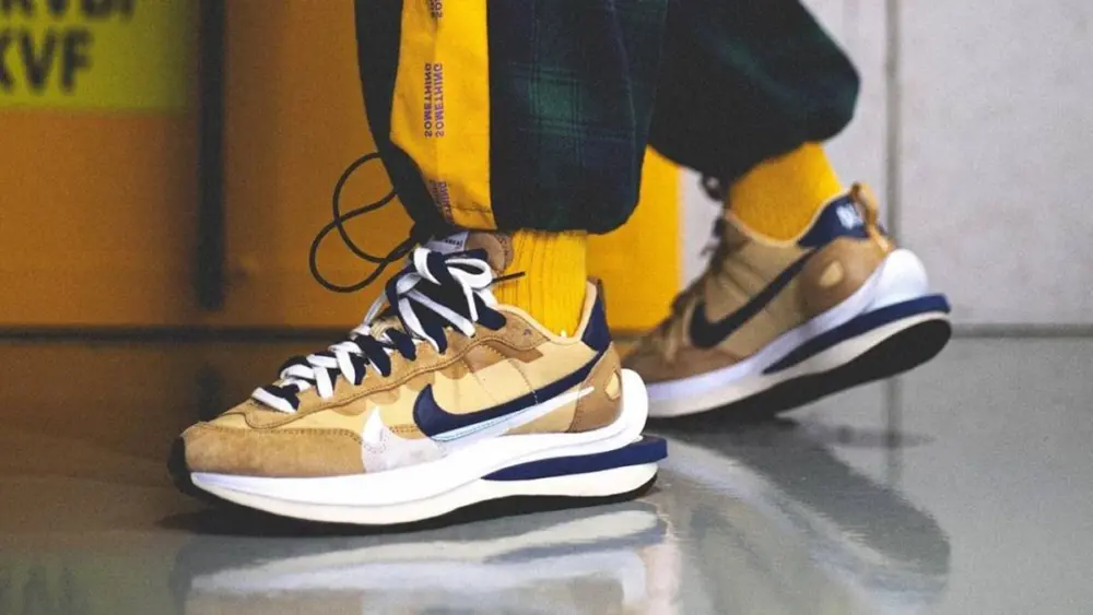 Giày Nike Sacai x VaporWaffle 'Sesame Blue Void' DD1875-200 - Ảnh 5