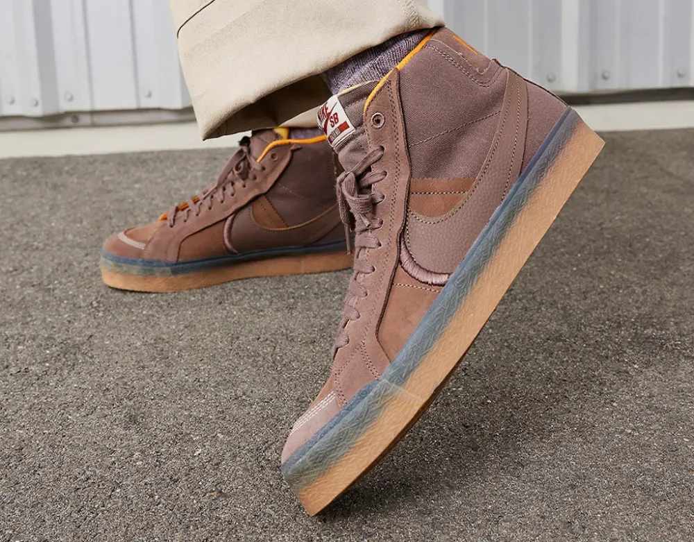 Giày Nike SB Zoom Blazer Mid PRM Plus 'Plum Eclipse Gum' DV5468-200 - Ảnh 4