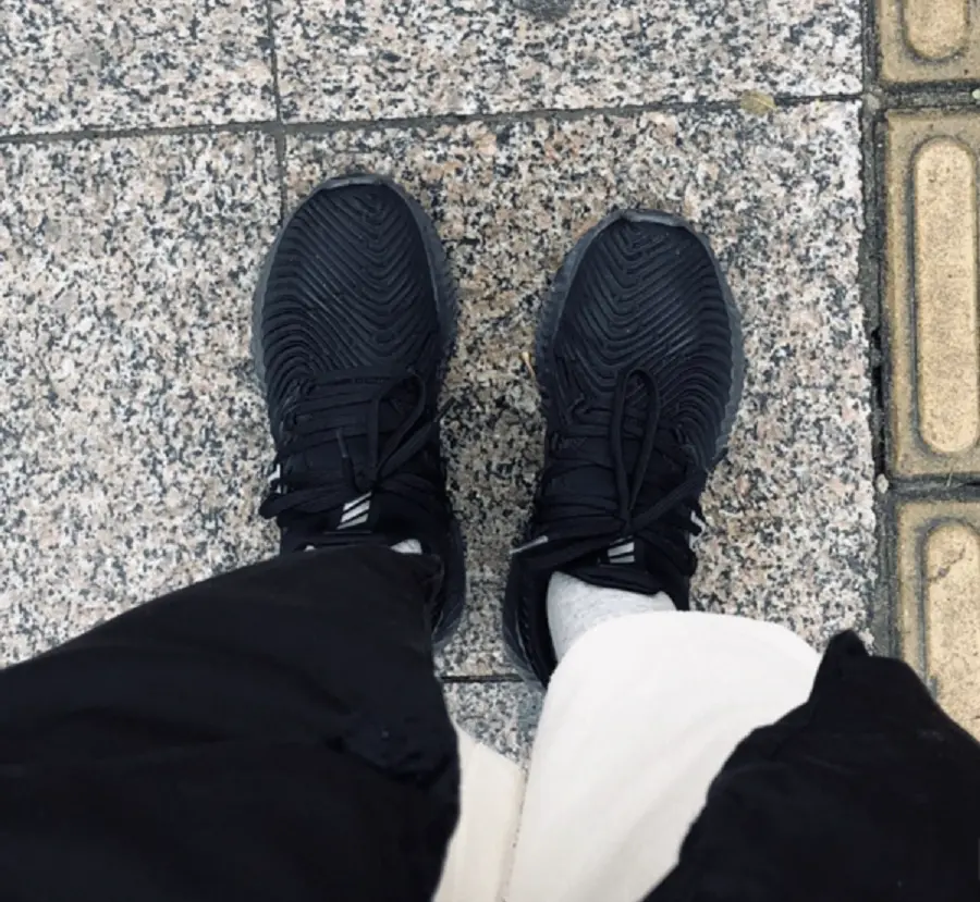 Alternative view of Giày Adidas Wmns Alphabounce Instinct ‘Core Black’ CG5592