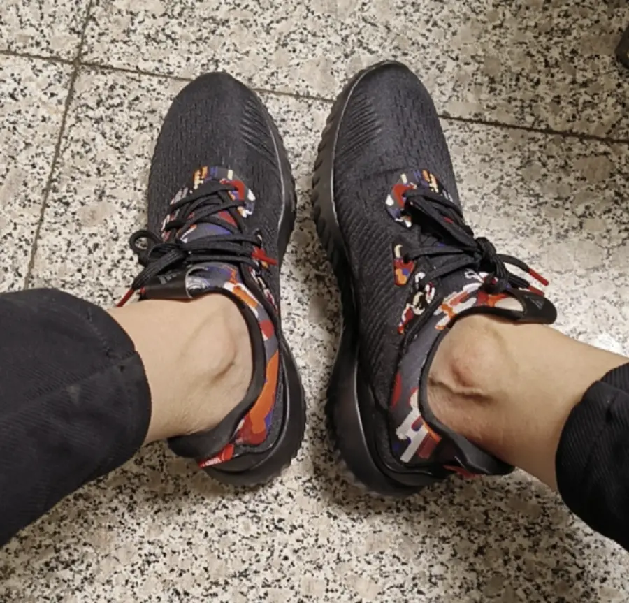 Giày Adidas Alphabounce 1 ‘Black Scarlet’ GZ8991 - Ảnh 3