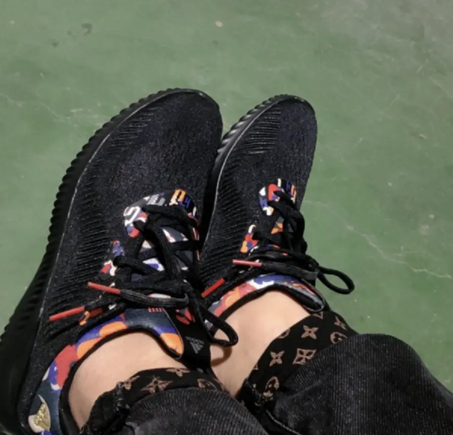 Alternative view of Giày Adidas Alphabounce 1 ‘Black Scarlet’ GZ8991