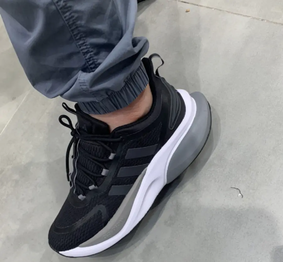 Alternative view of Giày Adidas Alphabounce+ ‘Black Carbon’ HP6144