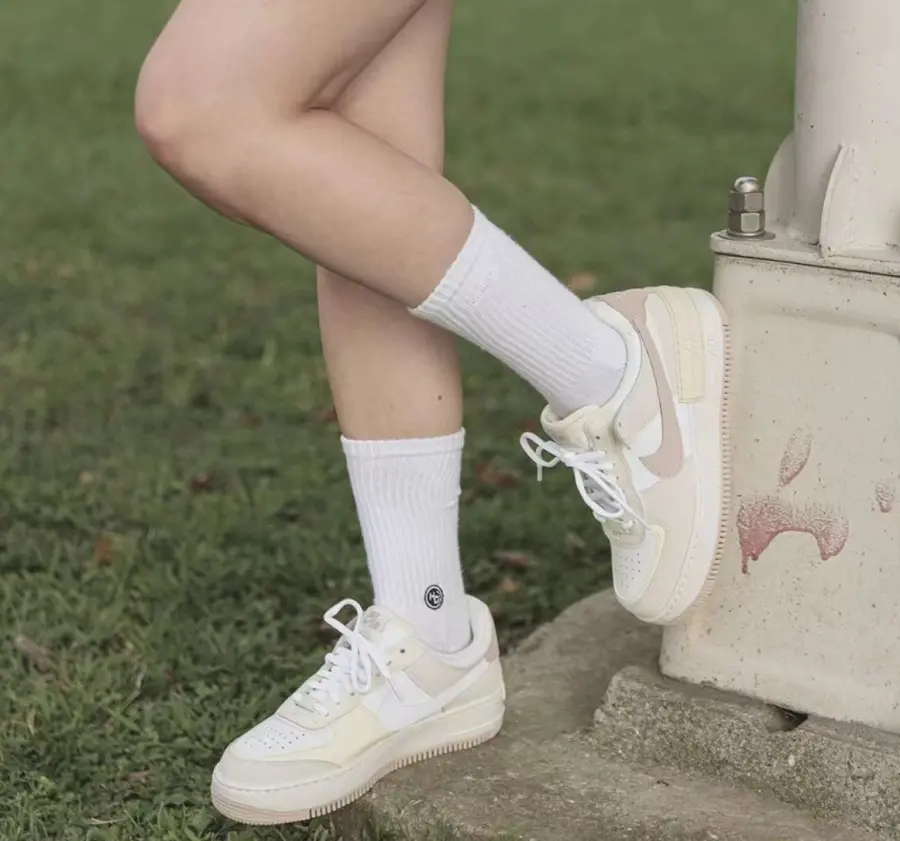 Alternative view of Giày Nike Air Force 1 Shadow ‘White Fossil Stone’ FN3444-121