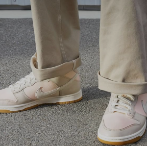 Alternative view of Giày Nike Dunk Mid 'Canvas Light Orewood Gum' DZ2533-100