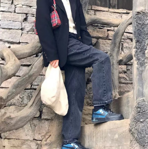 Alternative view of Giày Nike Air Force 1 Low GS SE ‘Snakeskin’ CI3910-001