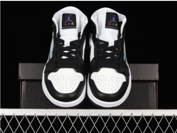 Giày Nike Air Jordan 1 Mid Wmns 'Hologram' DR9495-001 - Ảnh 4
