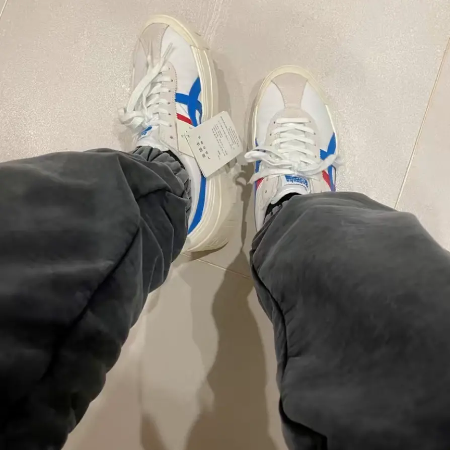 Alternative view of Giày Onitsuka Tiger Delegation Chunk 'White Directore Blue' 1183A585-105