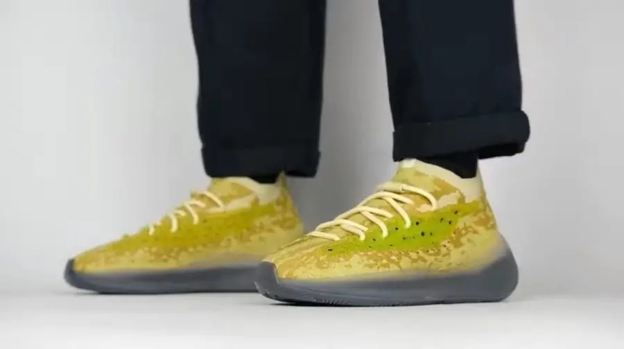 Giày Adidas Yeezy Boost 380 'Hylte Glow' FZ4994 - Ảnh 4