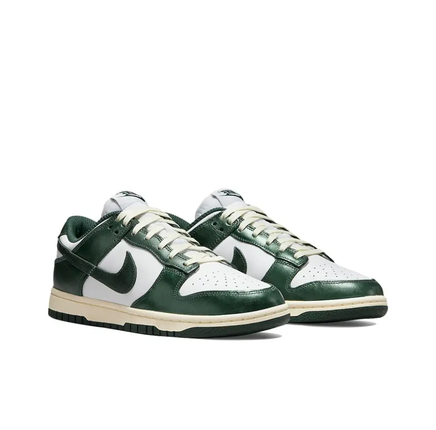 Alternative view of Giày Nike Wmns Dunk Low 'Vintage Green' DQ8580-100