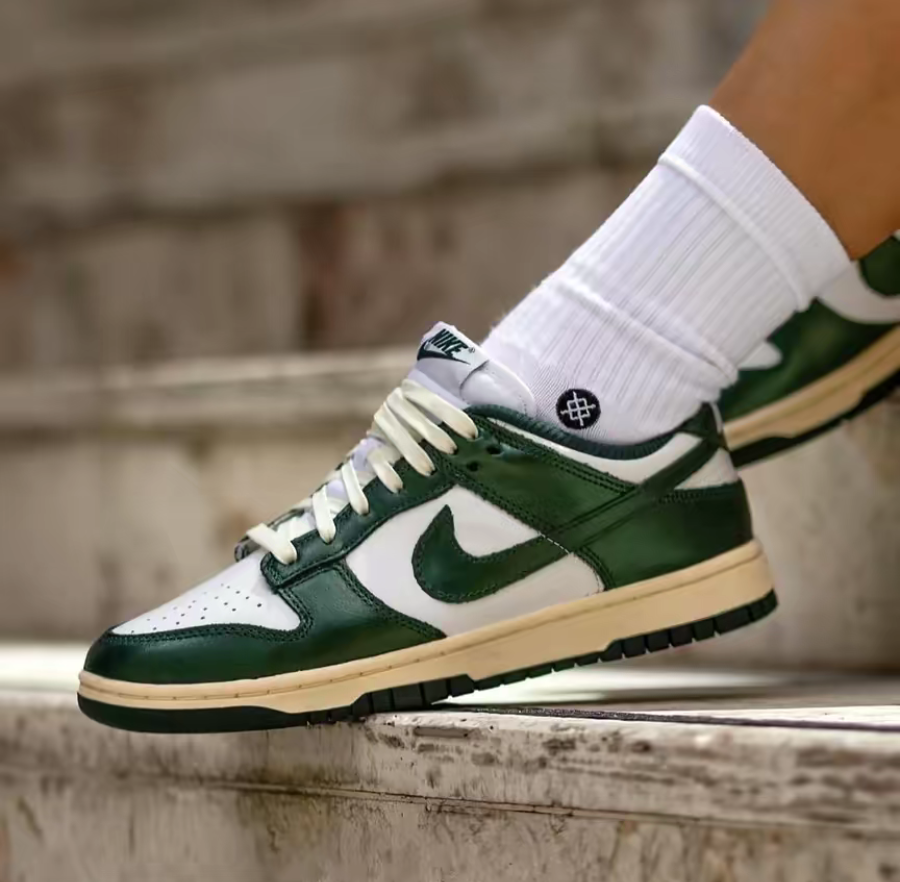 Giày Nike Wmns Dunk Low 'Vintage Green' DQ8580-100 - Ảnh 6
