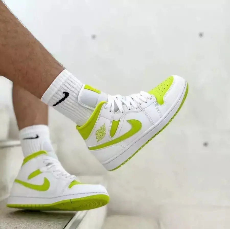 Giày Nike Wmns Air Jordan 1 Mid 'White Lime' BQ6472-131 - Ảnh 7