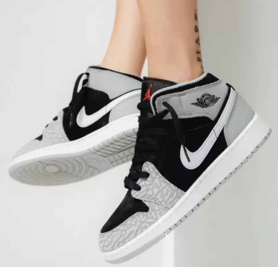 Alternative view of Giày Nike Air Jordan 1 Mid SE 'Elephant Toe' DM1200-016