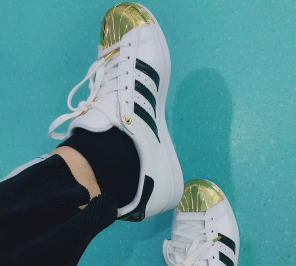 Giày Adidas SuperStar Metal Toe 'White x Black x Gold' FV3310 - Ảnh 6